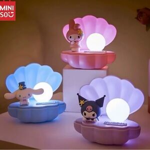 MINISO Shell Night Light with 💕My Melody💗 , 🖤Kuromi 💜, 🩵Cinnamorol 💫🩵
